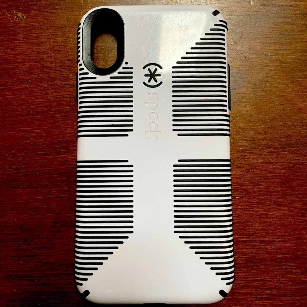 Speck iPhone XR case